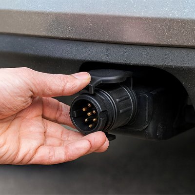 Adaptateur prise remorque installation sans outil