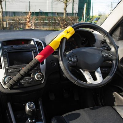 Antivol voiture protection visible qui fait fuir les voleurs