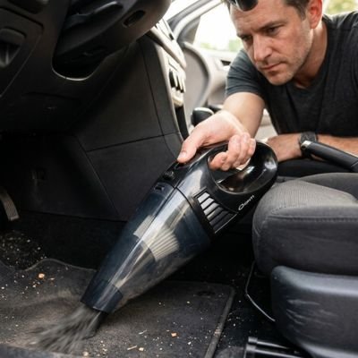 Aspirateur voiture maniabilite legerete