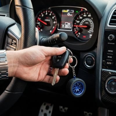 Porte cles-pneu-voiture-elegant