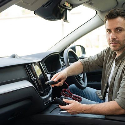 Prise allume cigare connexion en simultanee